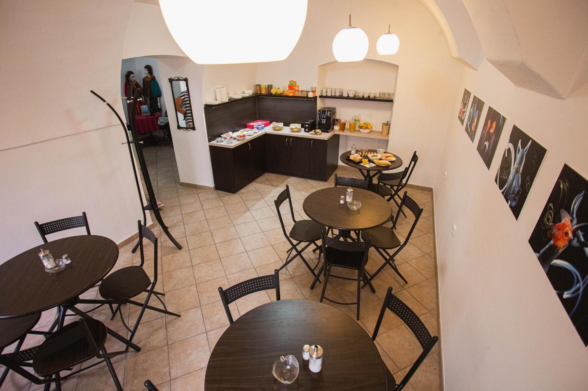 Penzion Amatka Hradec Králové 外观 照片
