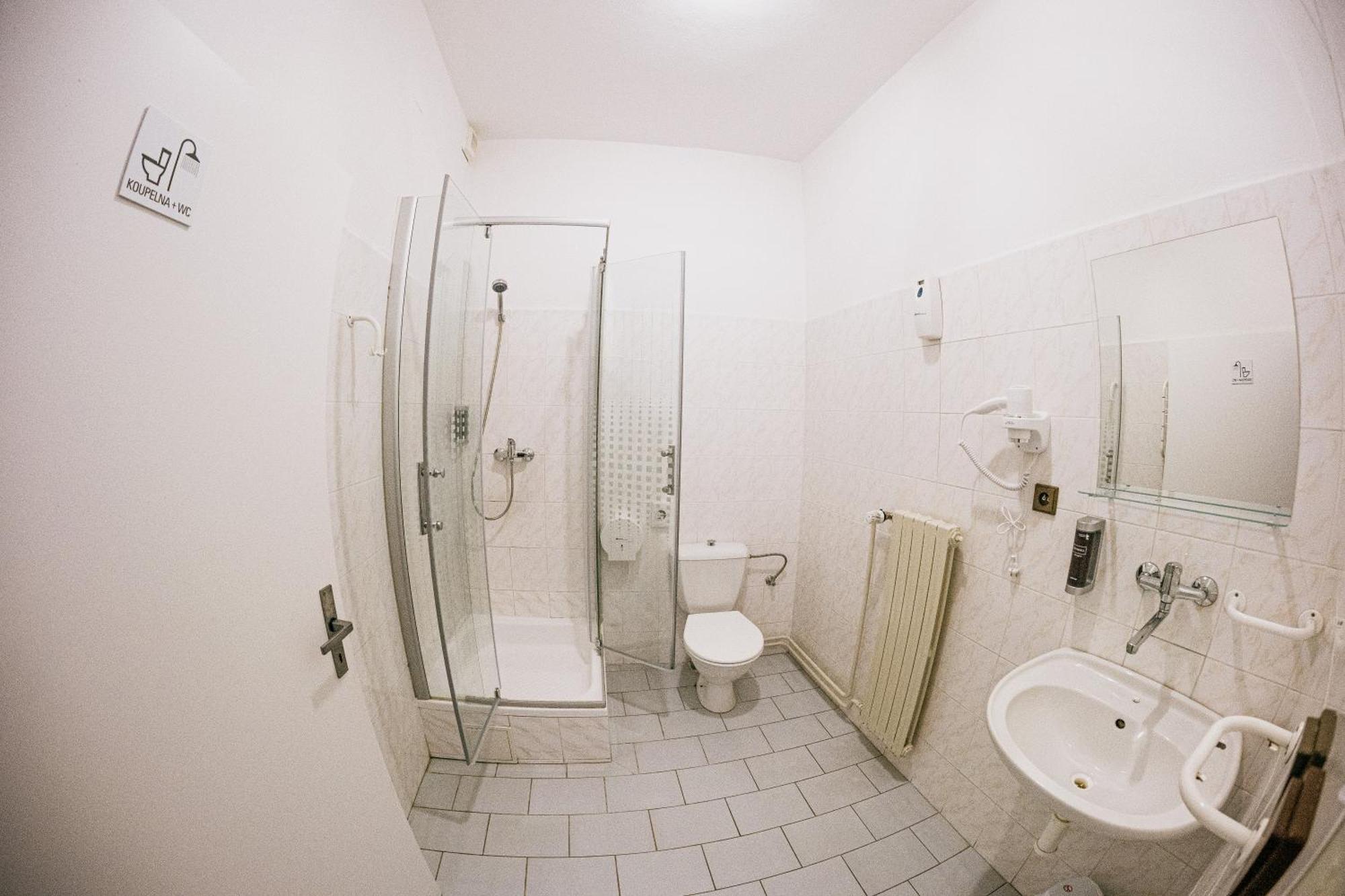 Penzion Amatka Hradec Králové 外观 照片